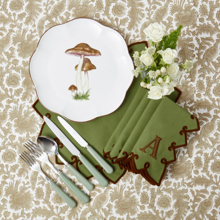 Fidelie Scalloped Mushroom Ceramic Dinner Plates – Set of 4 Elegant Plates - Image 8