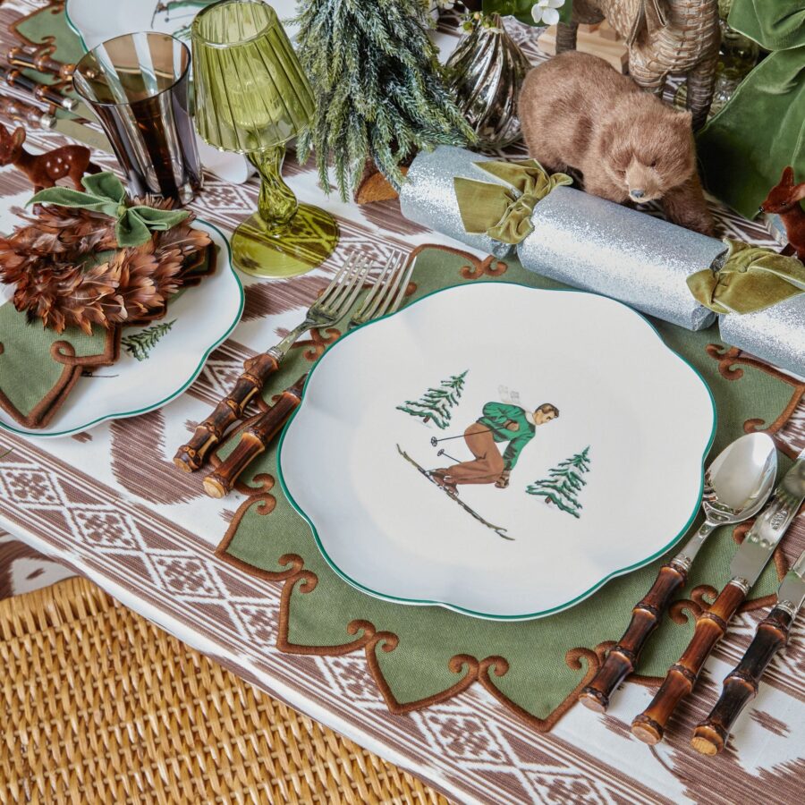 Fidelie Alpine Skier Ceramic Dinner & Starter Plates – 8-Piece Winter Tableware Set - Image 6