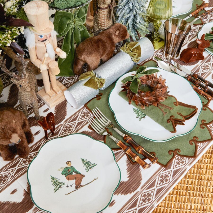 Fidelie Alpine Skier Ceramic Dinner & Starter Plates – 8-Piece Winter Tableware Set - Image 7