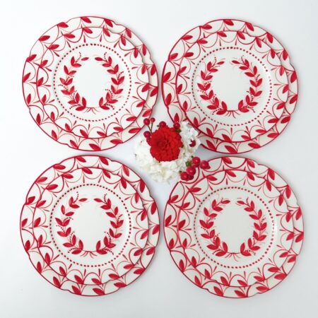 Fidelie Red Garland Ceramic Dinner & Starter Plates – 8-Piece Festive Plate Set