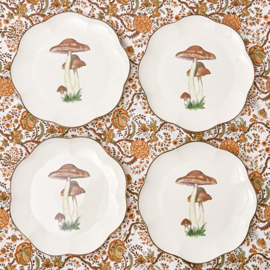 Fidelie Scalloped Mushroom Ceramic Dinner Plates – Set of 4 Elegant Plates - Image 24